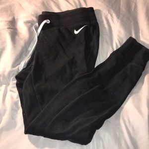WOMENS NIKE JOGGERS